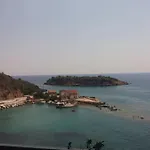 度假居 Spacious Retreat With Captivating Mnt View *