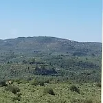 度假居 Spacious Retreat With Captivating Mnt View