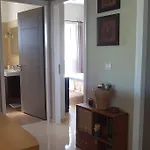 度假居 Spacious Retreat With Captivating Mnt View