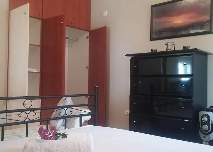 Дом отдыха Spacious Retreat With Captivating Mnt View