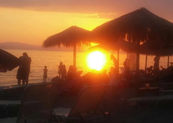 Дом отдыха Spacious Retreat With Captivating Mnt View *