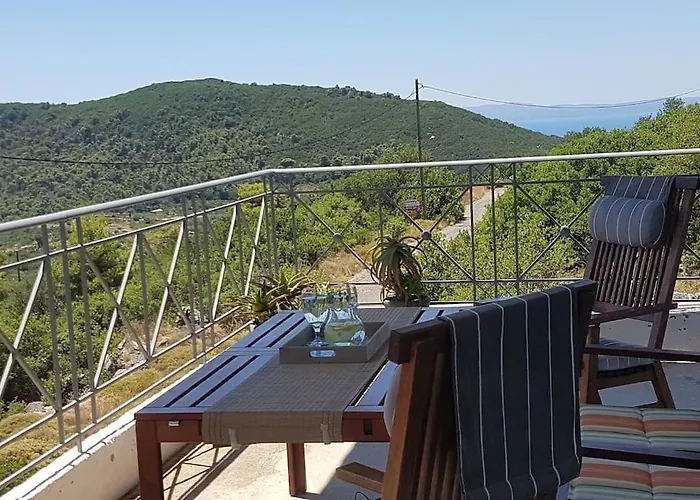 Spacious Retreat With Captivating Mnt View * Sotirianika